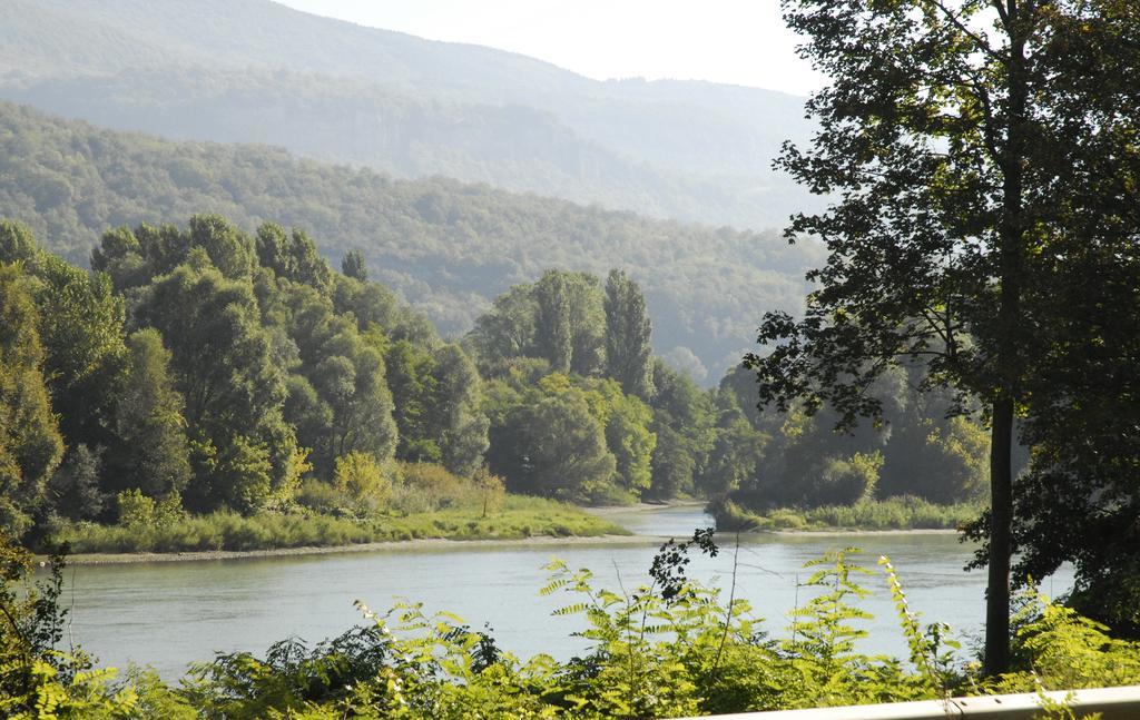 La Source Otel Porcieu-Amblagnieu Dış mekan fotoğraf
